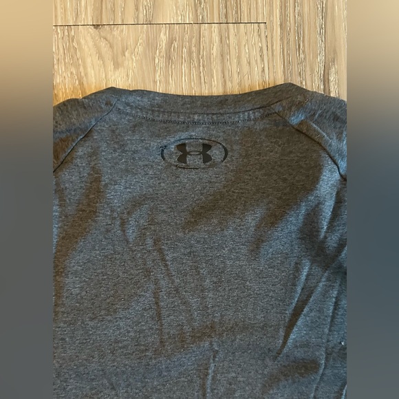 Men’s Under Armour Dark Grey Tech 2 T-Shirt, size Large - Picture 10 of 11